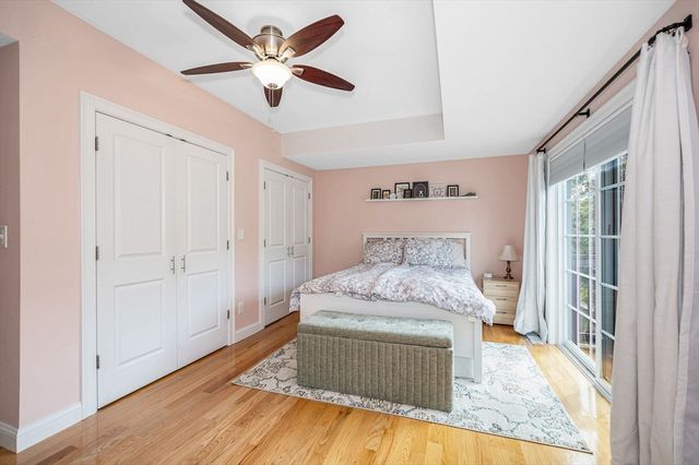 18 Bartlett Ave 18, Chelmsford, MA 01824