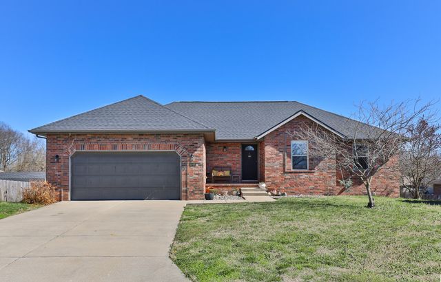 5348 Basswood Court W, Springfield, MO 65802