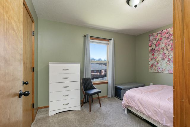 5348 Basswood Court W, Springfield, MO 65802