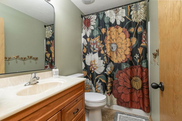 5348 Basswood Court W, Springfield, MO 65802