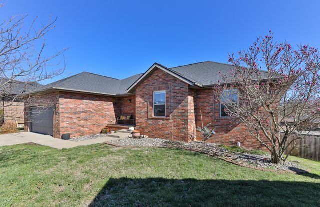 5348 Basswood Court W, Springfield, MO 65802