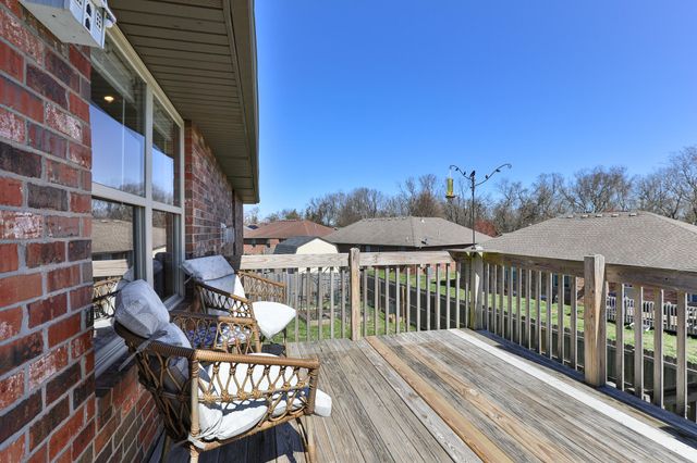 5348 Basswood Court W, Springfield, MO 65802