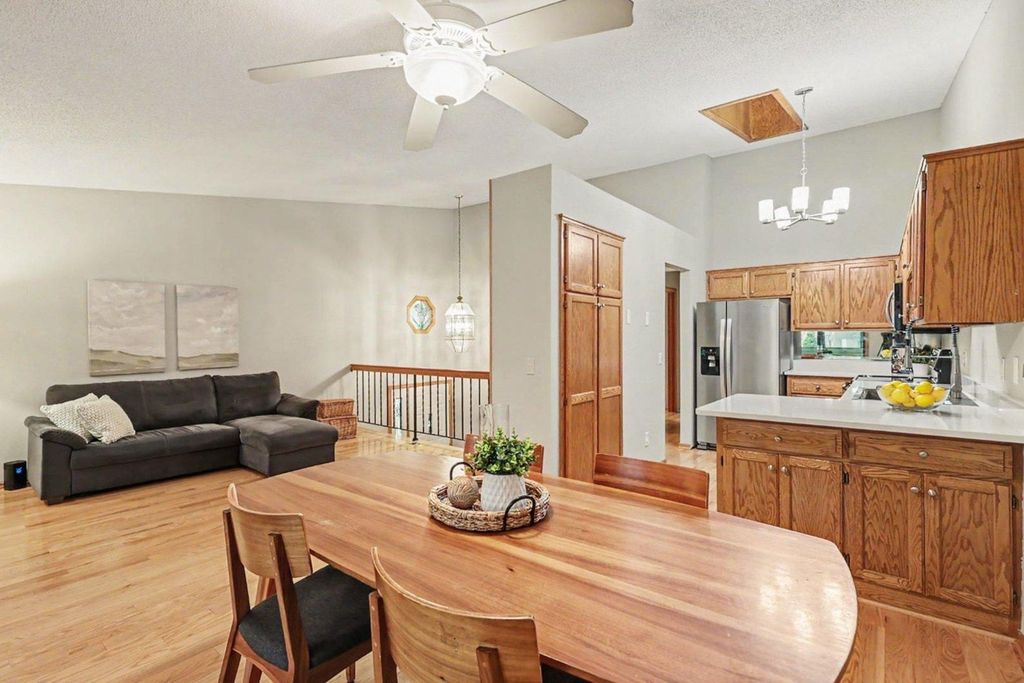 6610 Falstaff Road, Woodbury, MN 55125 — photo 3