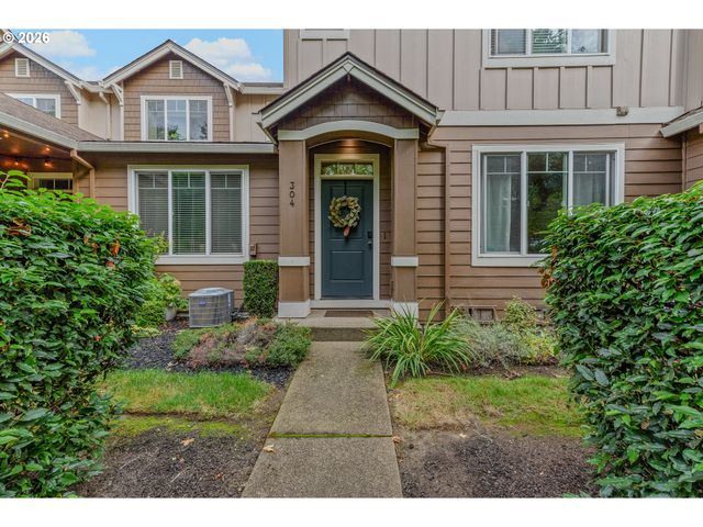 304 Ne NEWHOUSE Rd, Vancouver, WA 98663