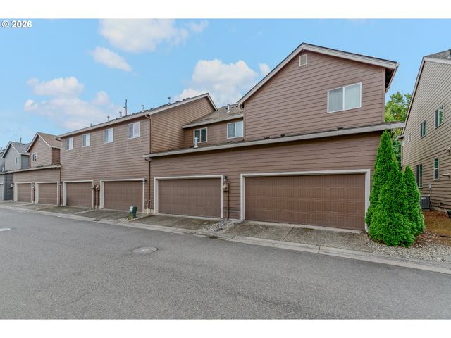 304 Ne NEWHOUSE Rd, Vancouver, WA 98663