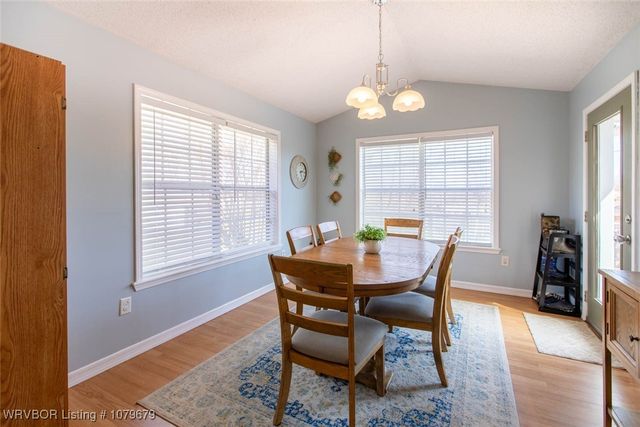 4819 Dora Road, Van Buren, AR 72956