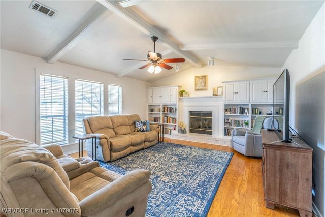 4819 Dora Road, Van Buren, AR 72956