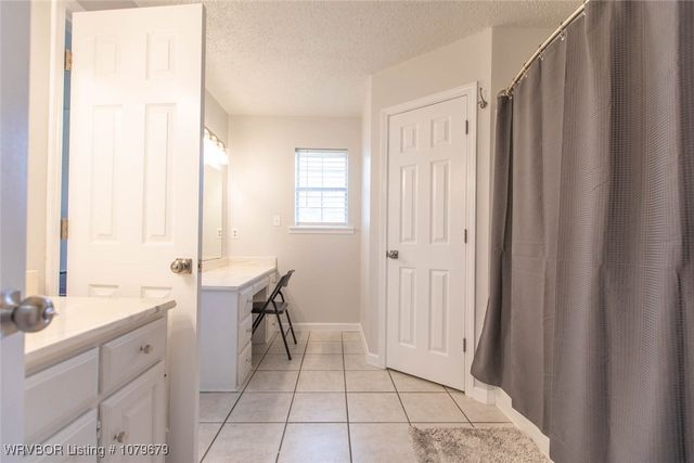 4819 Dora Road, Van Buren, AR 72956