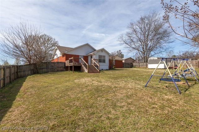 4819 Dora Road, Van Buren, AR 72956