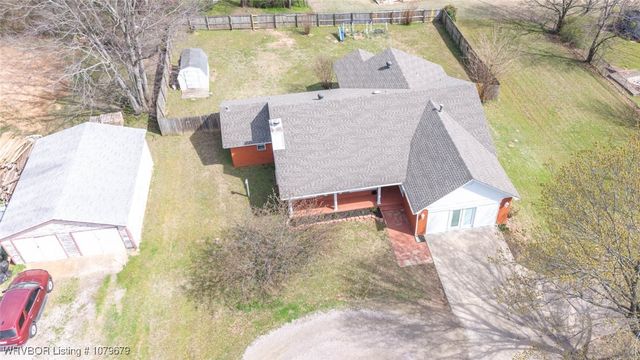 4819 Dora Road, Van Buren, AR 72956