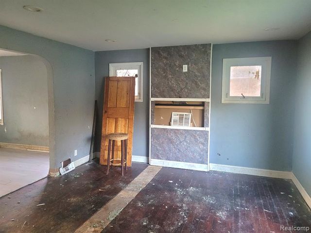 19391 Winston Street, Detroit, MI 48219