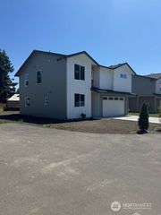 712 F And S Grade Rd, Sedro Woolley, WA 98284