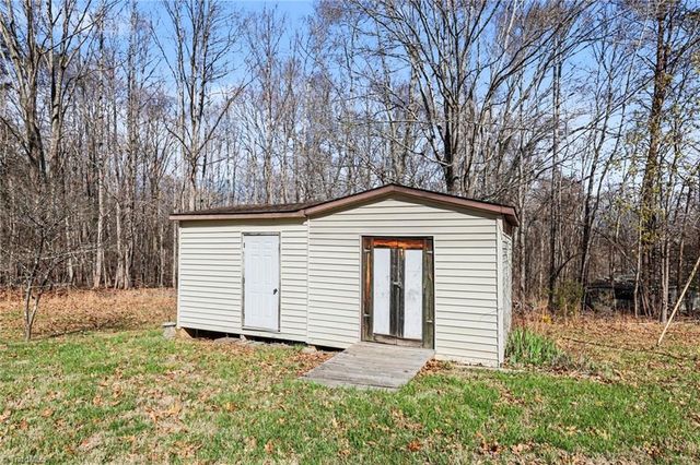 560 Sharp Road, Madison, NC 27025