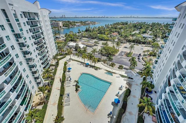 7900 Harbor Island Dr PH15, North Bay Village, FL 33141