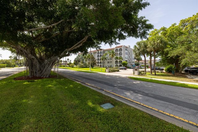 250 NE 20th Street 3210, Boca Raton, FL 33431