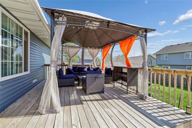 2505 Grand River Drive, Des Moines, IA 50320