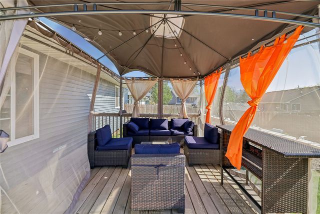 2505 Grand River Drive, Des Moines, IA 50320