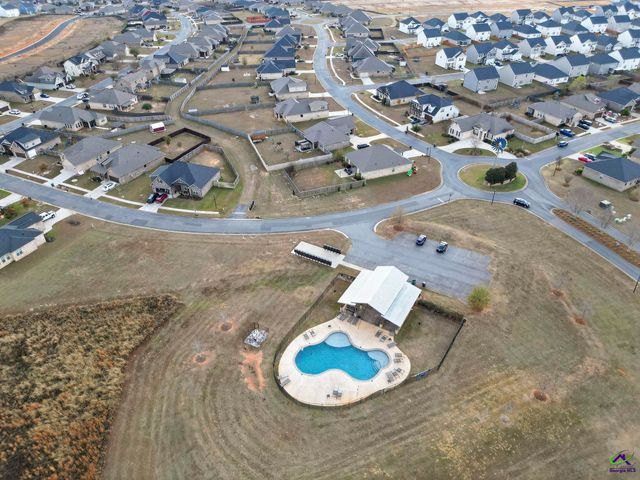 118 Farmers Way, Perry, GA 31069