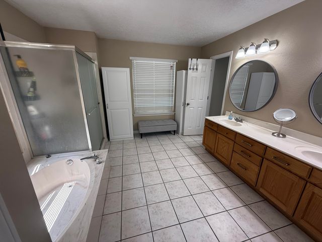6608 Mesa Solana Place NW, Albuquerque, NM 87120