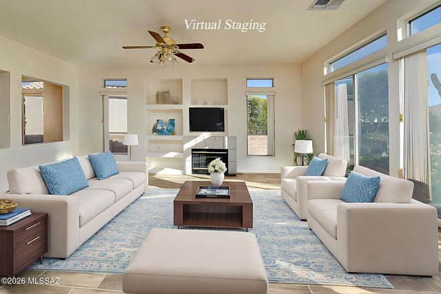 345 W Continental Vista Place, Green Valley, AZ 85614