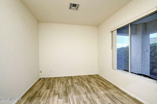 345 W Continental Vista Place, Green Valley, AZ 85614