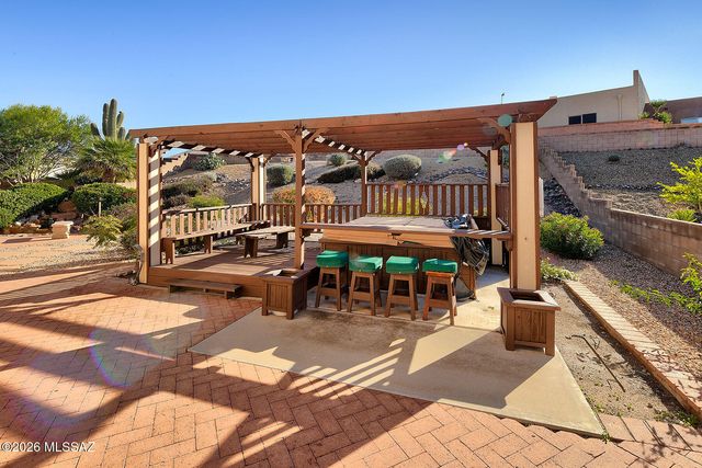 345 W Continental Vista Place, Green Valley, AZ 85614