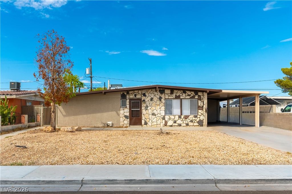 2112 Perliter Avenue, North Las Vegas, NV 89030 — exterior