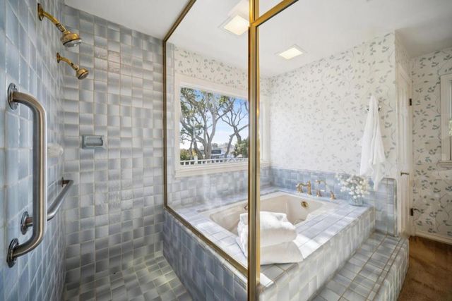 2830 14th Avenue, Carmel, CA 93923