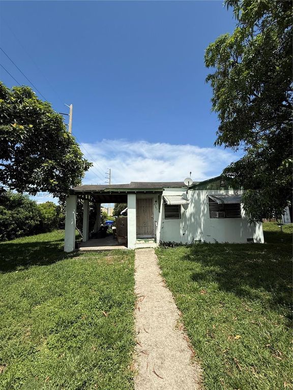 Image 1 of property listing at 6545 NW 6th Ave, Miami, FL 33150