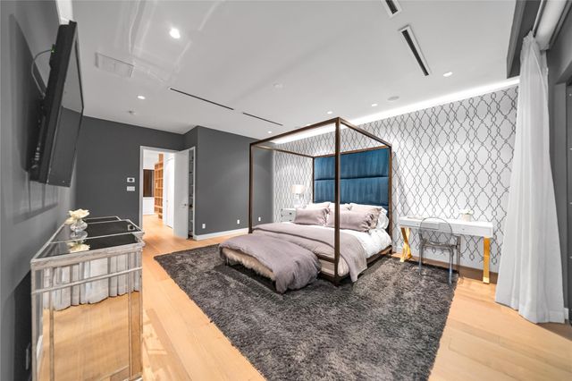 2608 Barbara Lane, West University Place, TX 77005