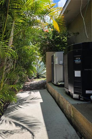 222 ROTONDA BOULEVARD E, Rotonda West, FL 33947