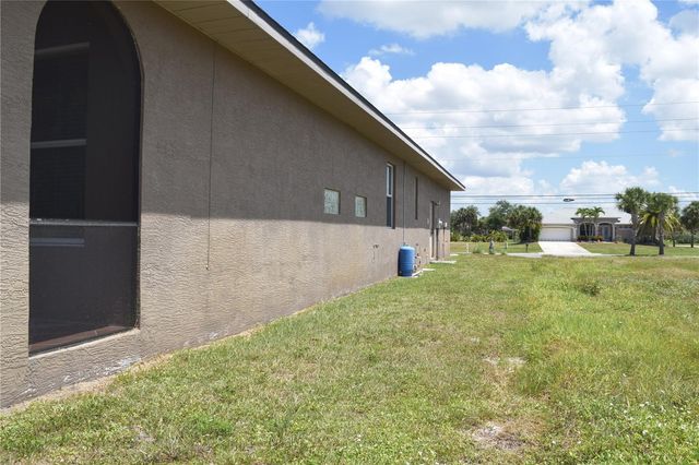 222 ROTONDA BOULEVARD E, Rotonda West, FL 33947