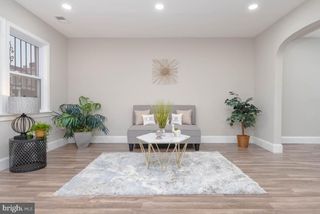 9 N ELLAMONT STREET, Baltimore, MD 21229