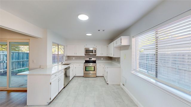 17 Green View Circle, Richardson, TX 75081