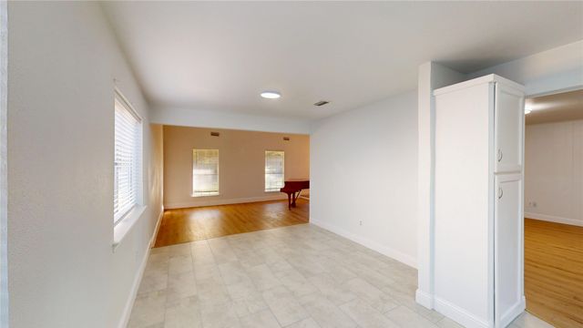 17 Green View Circle, Richardson, TX 75081