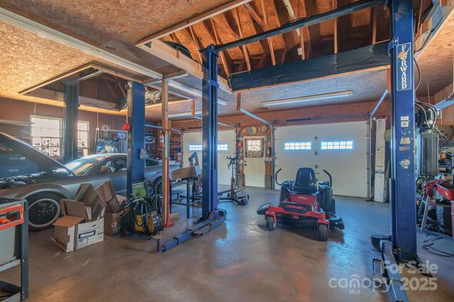 1295 Cattle Ridge Road, Cheraw, SC 29520