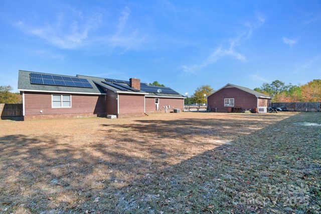 1295 Cattle Ridge Road, Cheraw, SC 29520