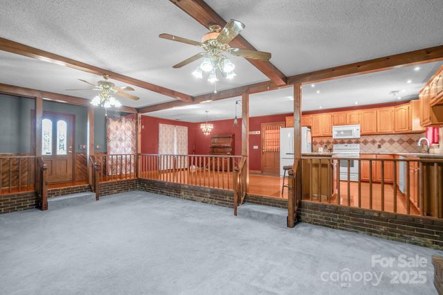 1295 Cattle Ridge Road, Cheraw, SC 29520