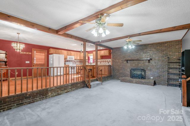 1295 Cattle Ridge Road, Cheraw, SC 29520