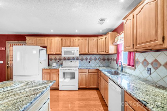 1295 Cattle Ridge Road, Cheraw, SC 29520