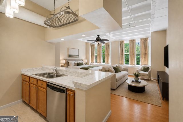 32 Peachtree Street NW 305, Atlanta, GA 30303