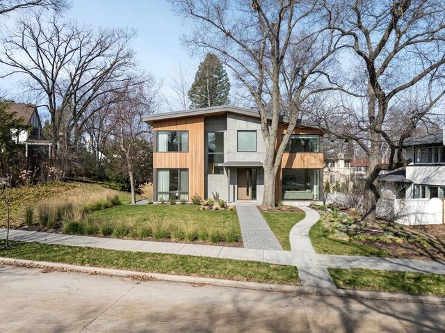2740 Thomas Avenue S, Minneapolis, MN 55416