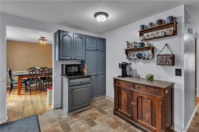23 Villa Maria Rd, West Seneca, NY 14224