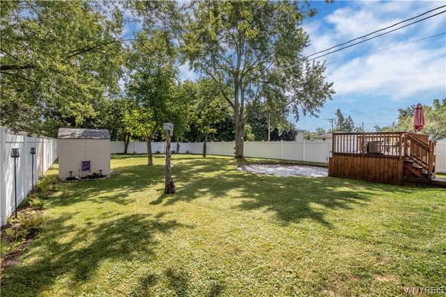 23 Villa Maria Rd, West Seneca, NY 14224