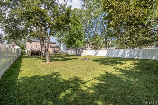23 Villa Maria Rd, West Seneca, NY 14224