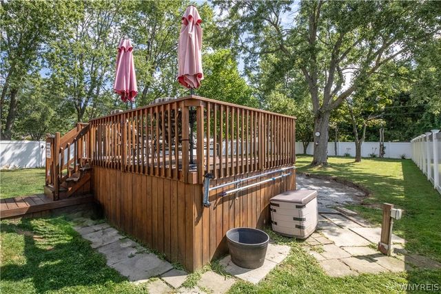 23 Villa Maria Rd, West Seneca, NY 14224