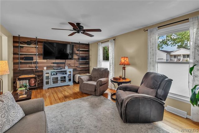 23 Villa Maria Rd, West Seneca, NY 14224