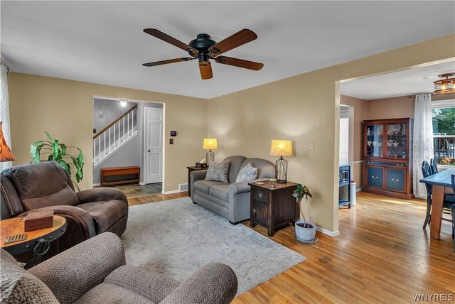 23 Villa Maria Rd, West Seneca, NY 14224