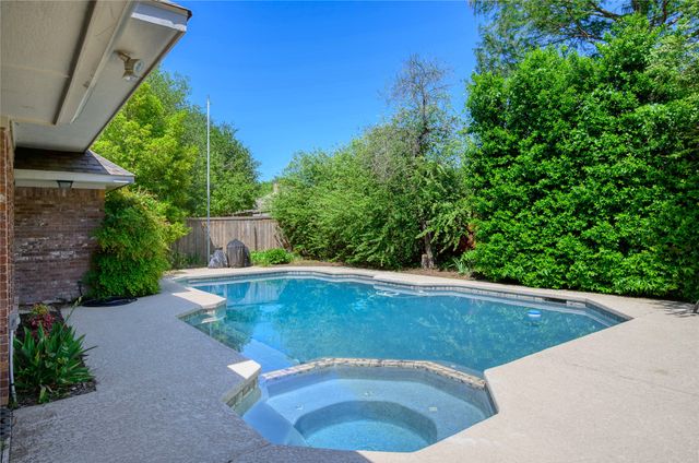 401 Cove Circle, Mckinney, TX 75071