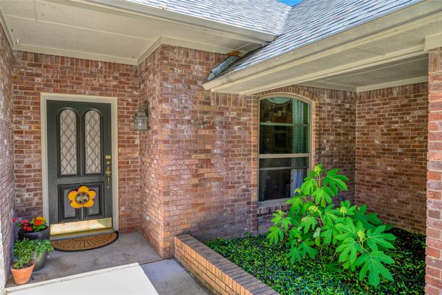 401 Cove Circle, Mckinney, TX 75071
